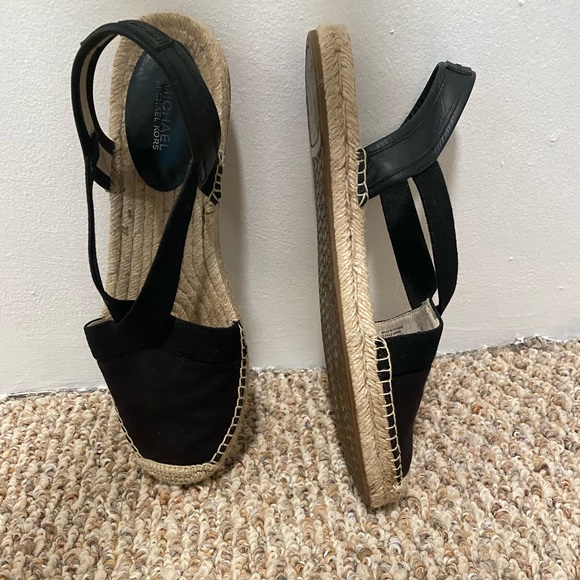 MICHAEL Michael Kors
Prue Espadrille Flats - Picture 5 of 7
